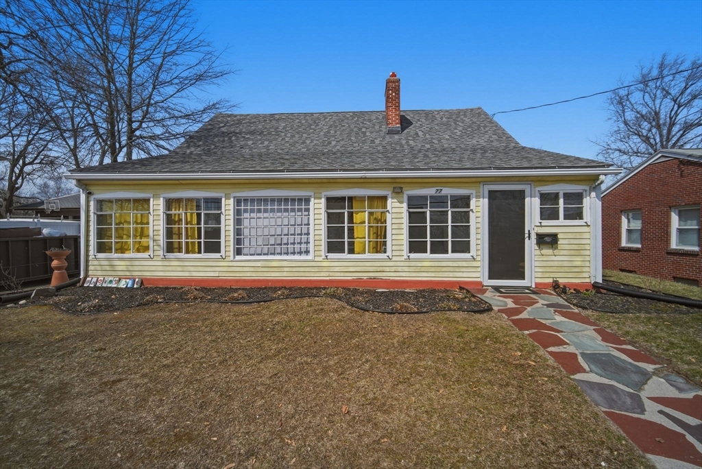 77 Locust Street Holyoke, MA 01040 - Photo 2 of 34