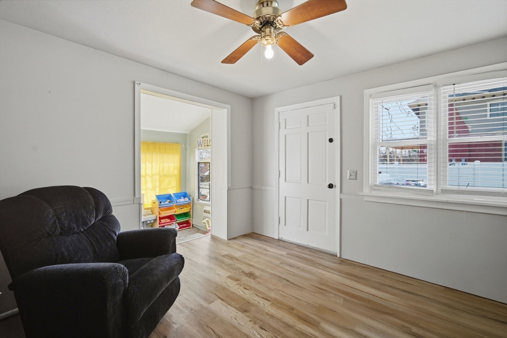 77 Locust Street Holyoke, MA 01040 - Photo 21 of 34