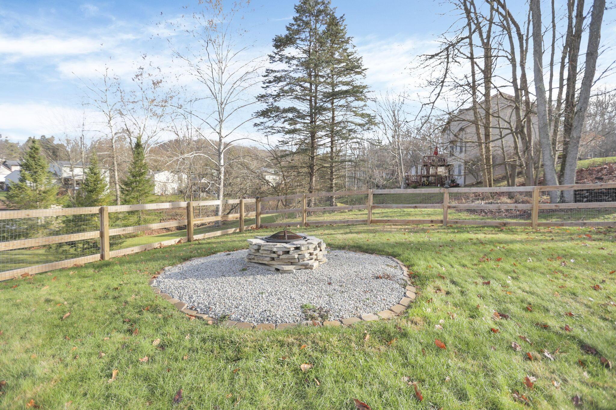 1160 Pembroke Road Newark, OH 43055 - Photo 48 of 58 Backyard Firepit