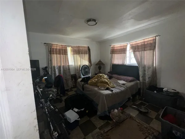 $980,000 | 200 Northeast 158th Street, Miami, FL 33162