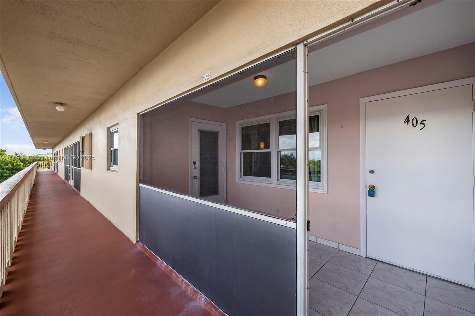 5300 Washington Street, Unit U405 Hollywood, FL 33021 - Photo 23 of 23