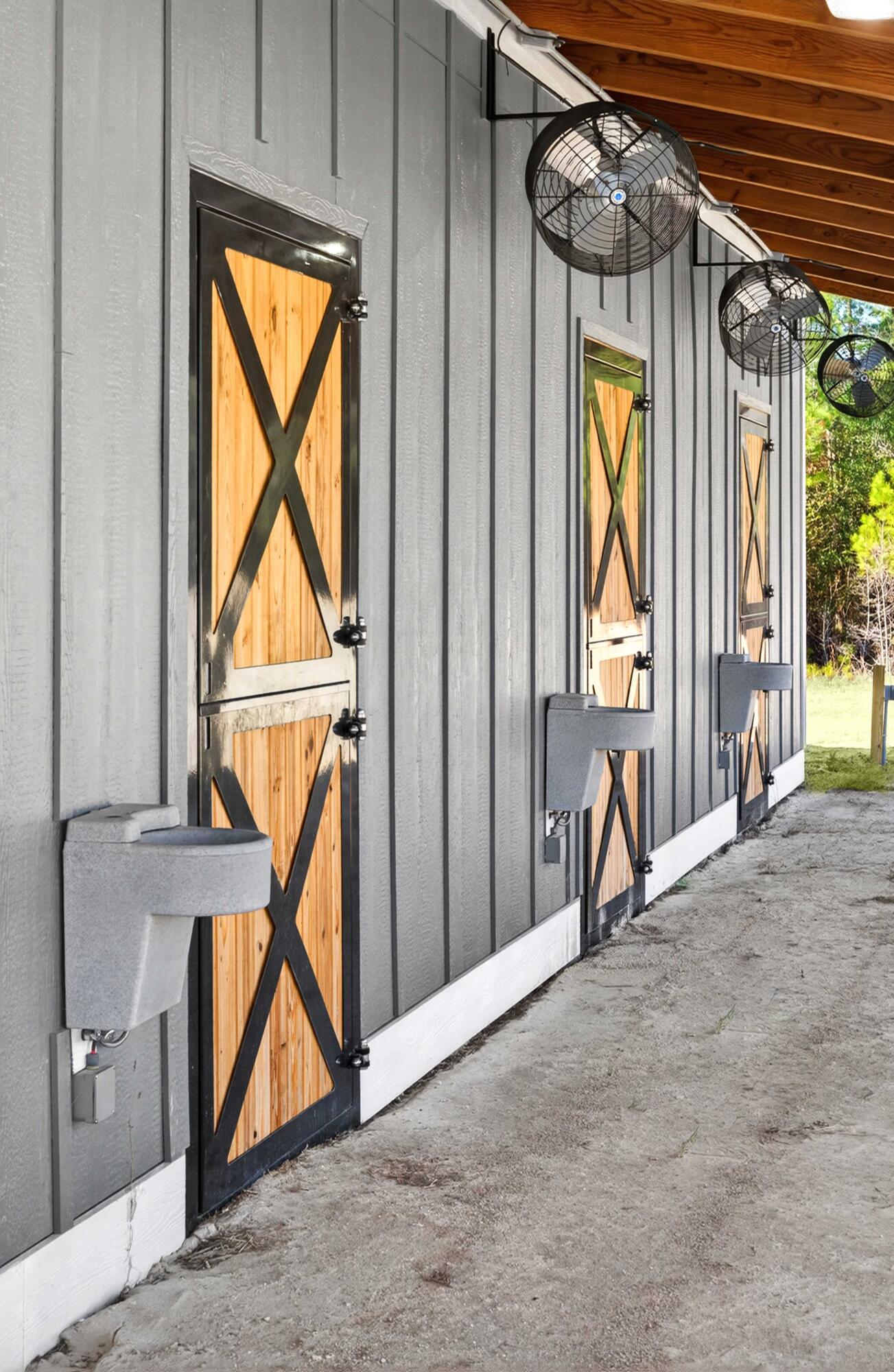 7356 Johnson Shortcut Road Conway, SC 29527 - Photo 65 of 77 Barn-6