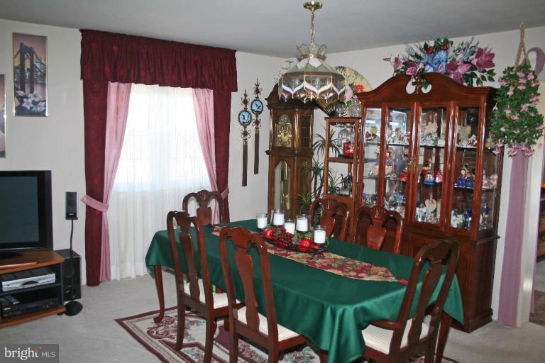 327 Bynum Ridge Road Forest Hill, MD 21050 - Photo 3 of 11 Dining room off the kitchen.