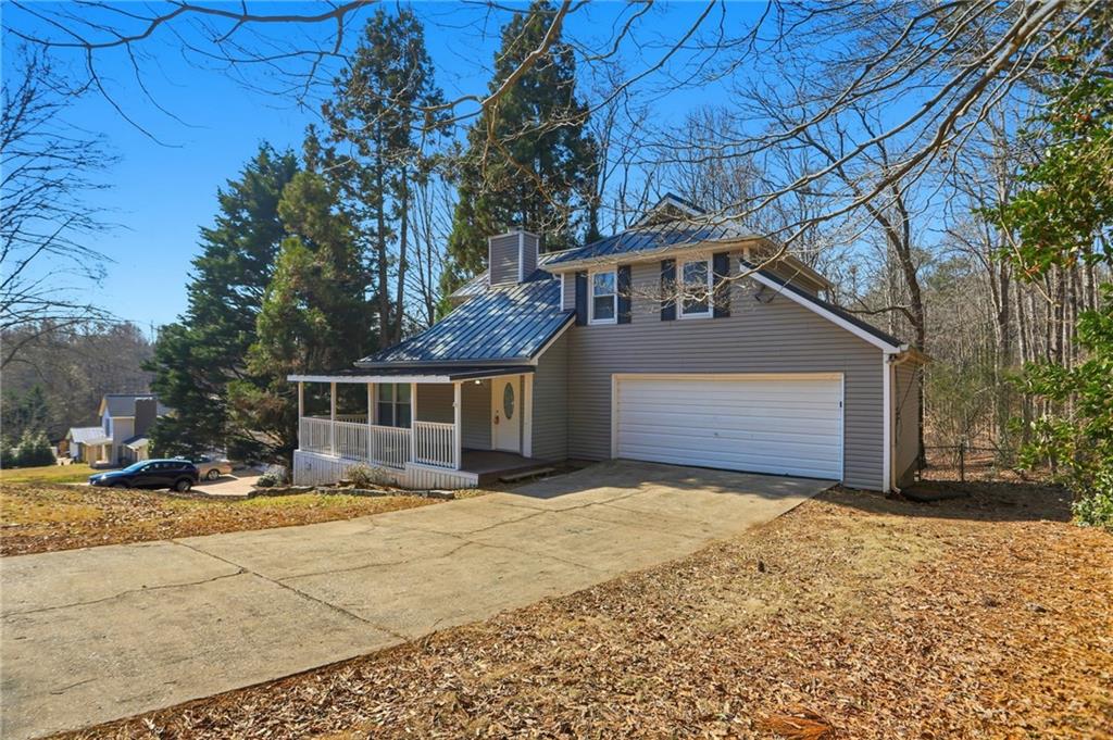 4927 Wade Valley Way Cumming, GA 30040 - Photo 3 of 45