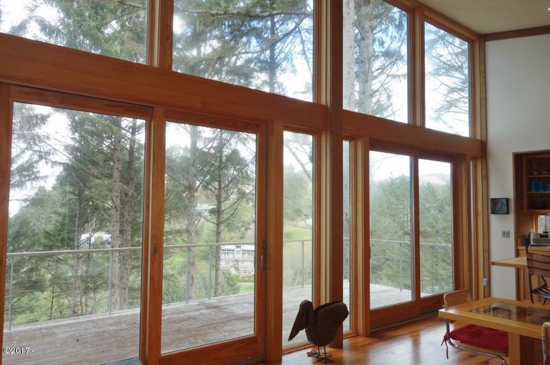 50007 South South Beach Point Road Neskowin, OR 97149 - Photo 9 of 31 Walker 010 (800x532)