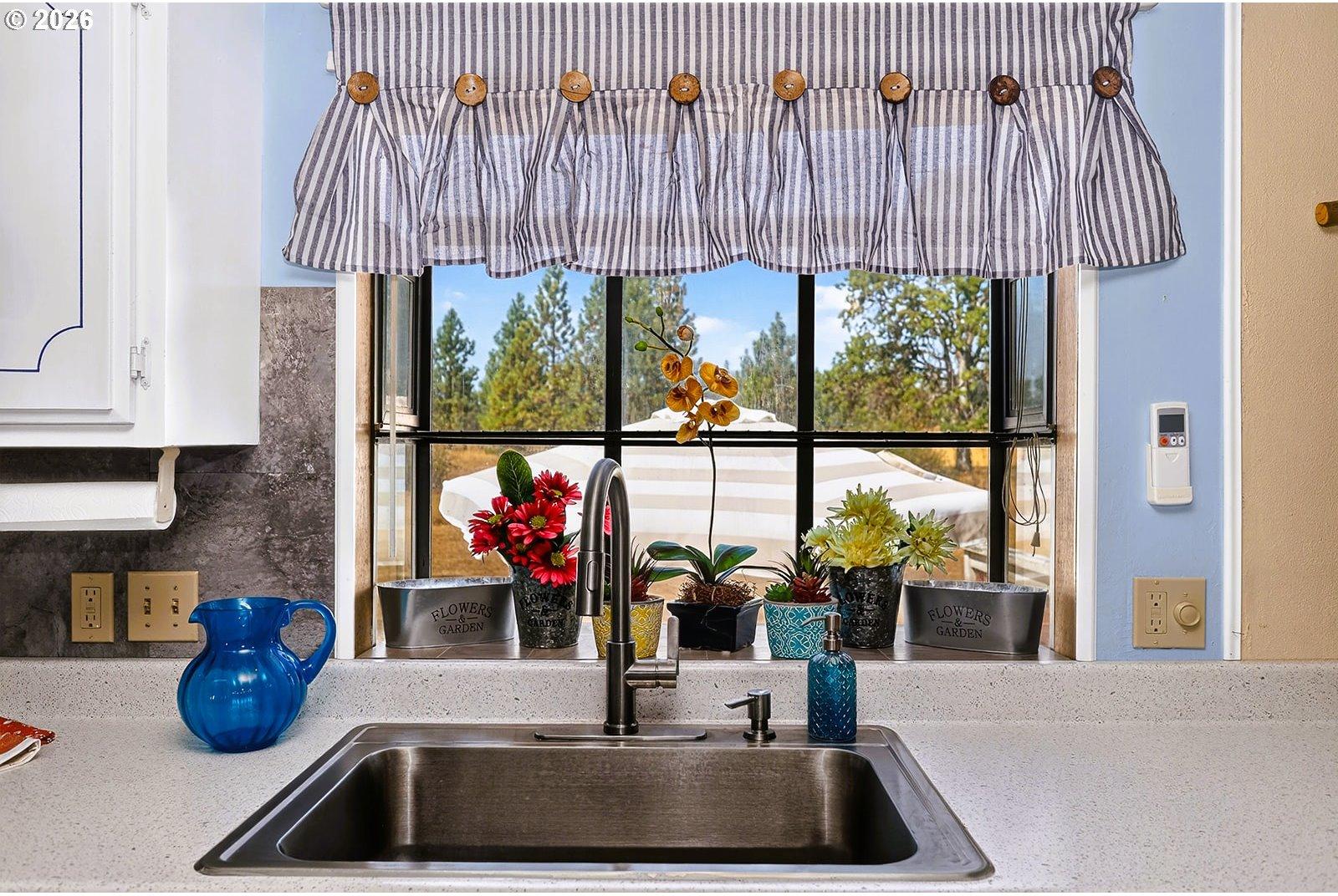 33 Mountain View Ranch Road Goldendale, WA 98620 - Photo 33 of 48 Kitchen