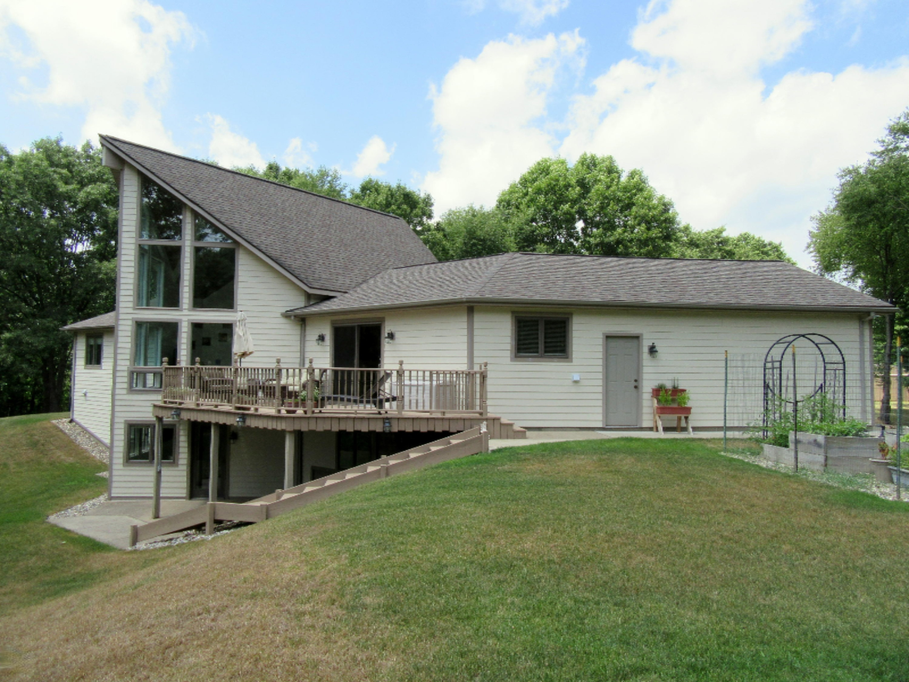 21730 West County Line Road Augusta, MI 49012 - Photo 23 of 36 House1