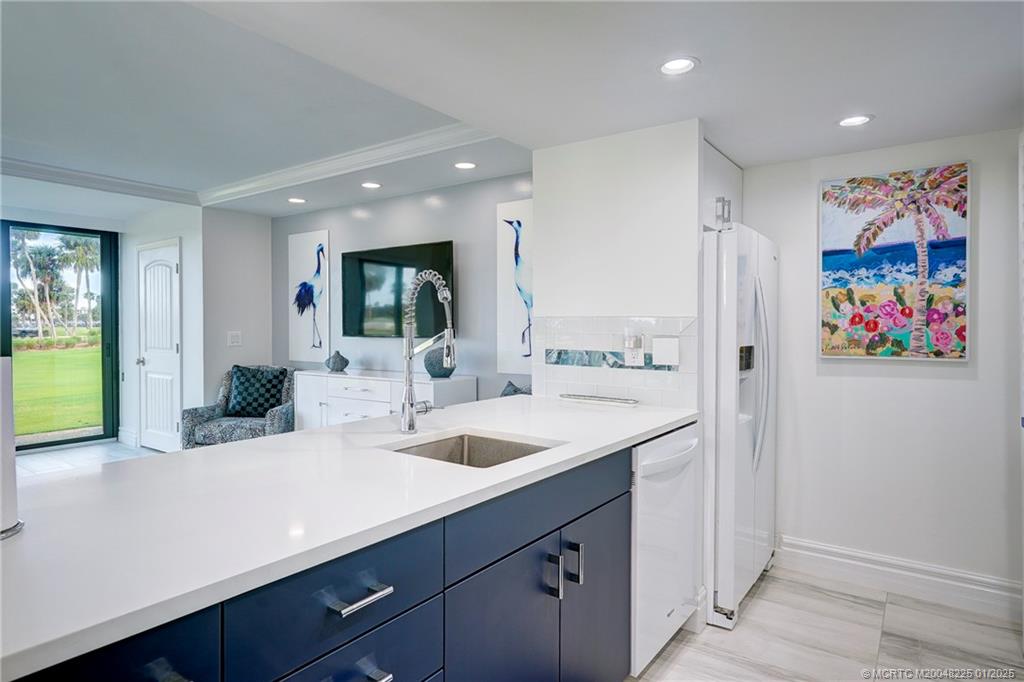 319 Golfview Circle, Unit 319 Stuart, FL 34996 - Photo 33 of 56