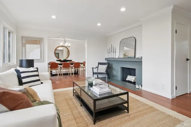 $1,949,500 | 44 Park Ridge Road, San Rafael, CA 94903