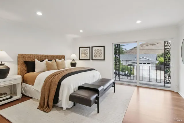 $1,949,500 | 44 Park Ridge Road, San Rafael, CA 94903