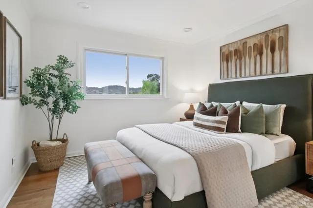 $1,949,500 | 44 Park Ridge Road, San Rafael, CA 94903