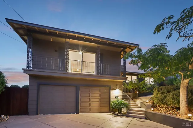 $1,949,500 | 44 Park Ridge Road, San Rafael, CA 94903