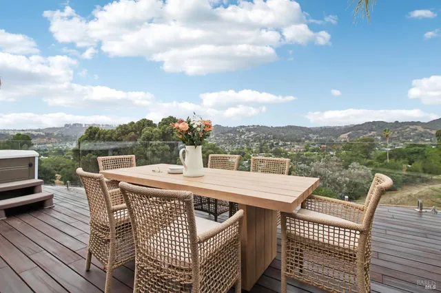 $1,949,500 | 44 Park Ridge Road, San Rafael, CA 94903