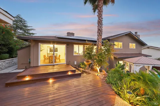 $1,949,500 | 44 Park Ridge Road, San Rafael, CA 94903