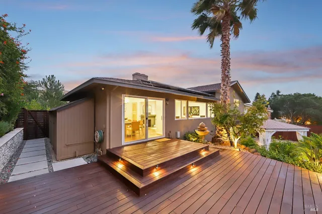 $1,949,500 | 44 Park Ridge Road, San Rafael, CA 94903