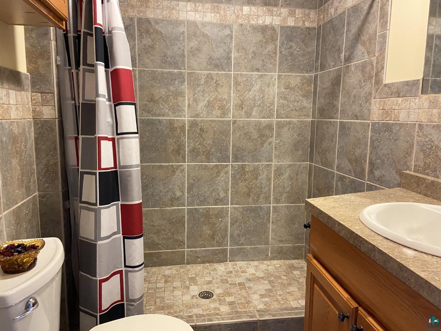 4123 Lombard Street Duluth, MN 55804 - Photo 11 of 22 Beautiful lower bathroom