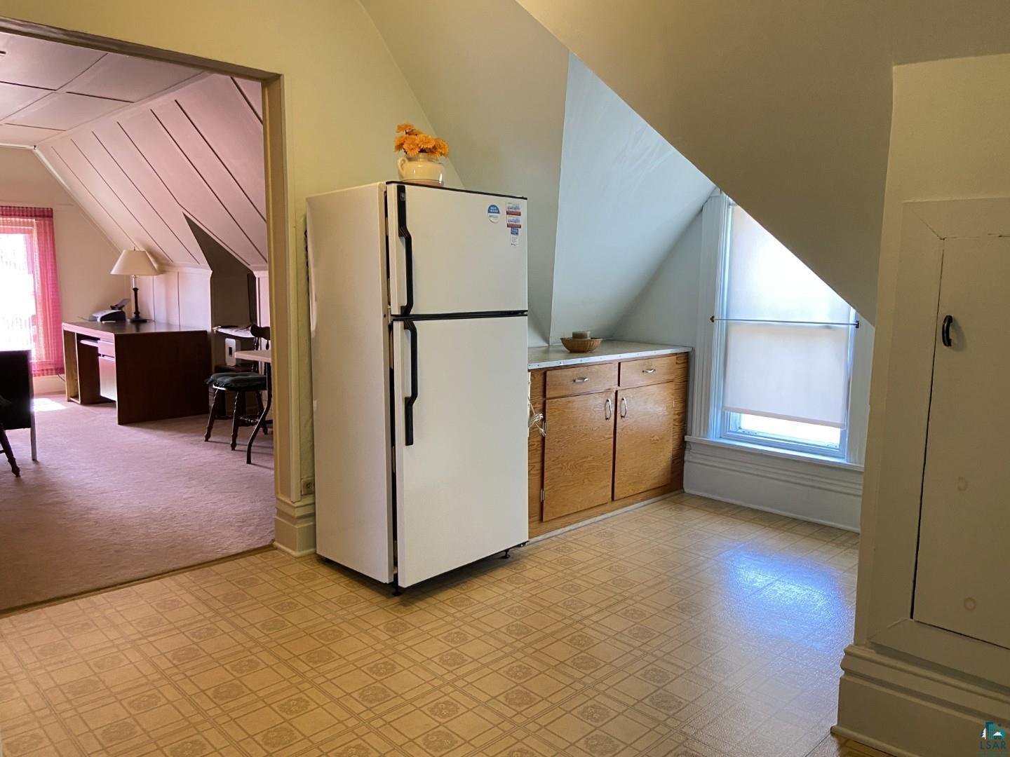 4123 Lombard Street Duluth, MN 55804 - Photo 14 of 22 Upper mini kitchen