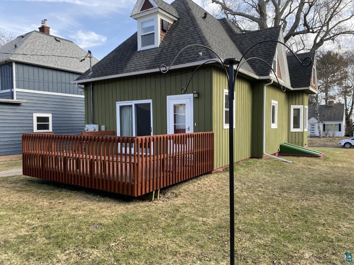 4123 Lombard Street Duluth, MN 55804 - Photo 19 of 22 Nice deck