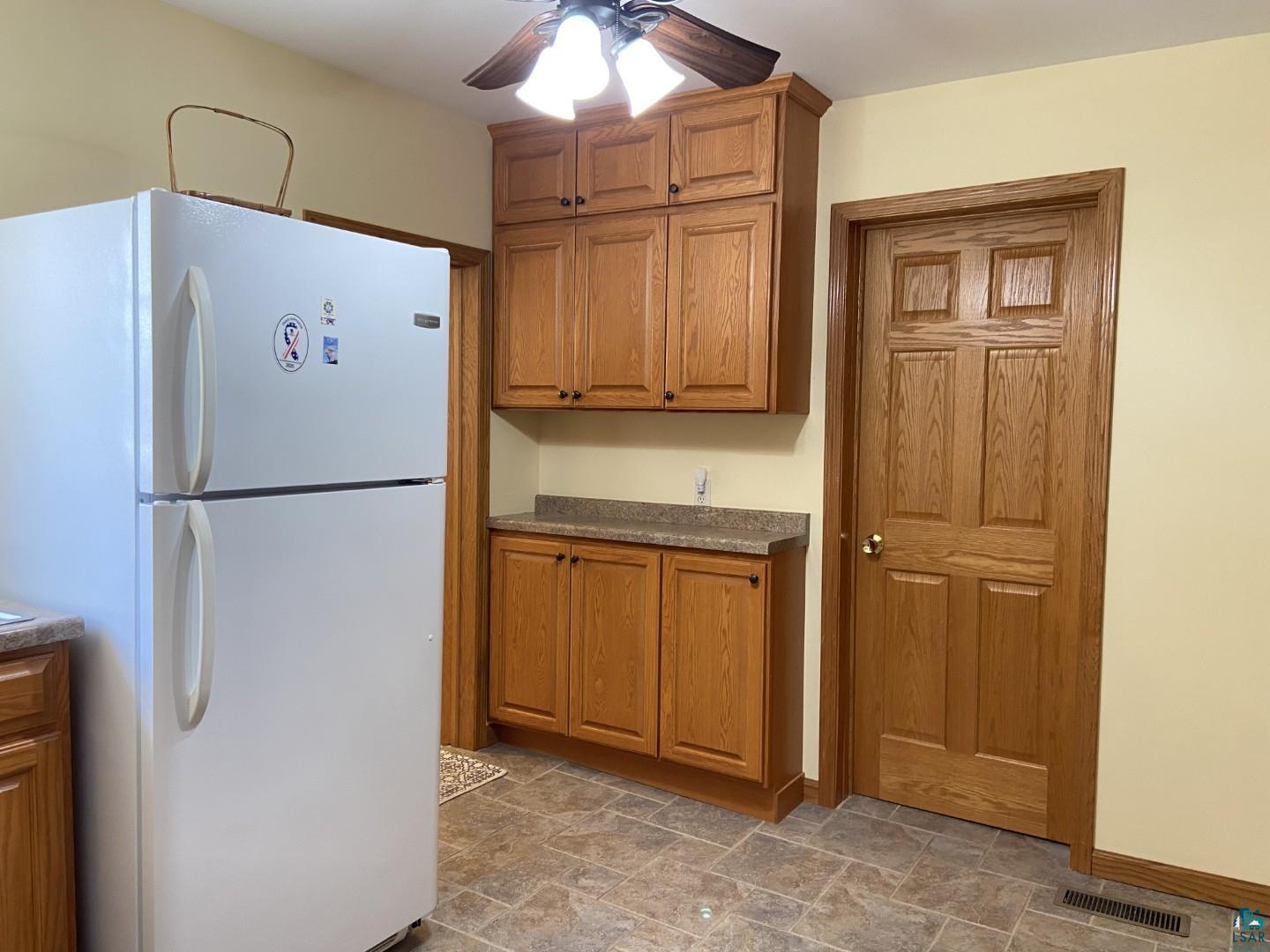 4123 Lombard Street Duluth, MN 55804 - Photo 8 of 22 Lots of cabinets