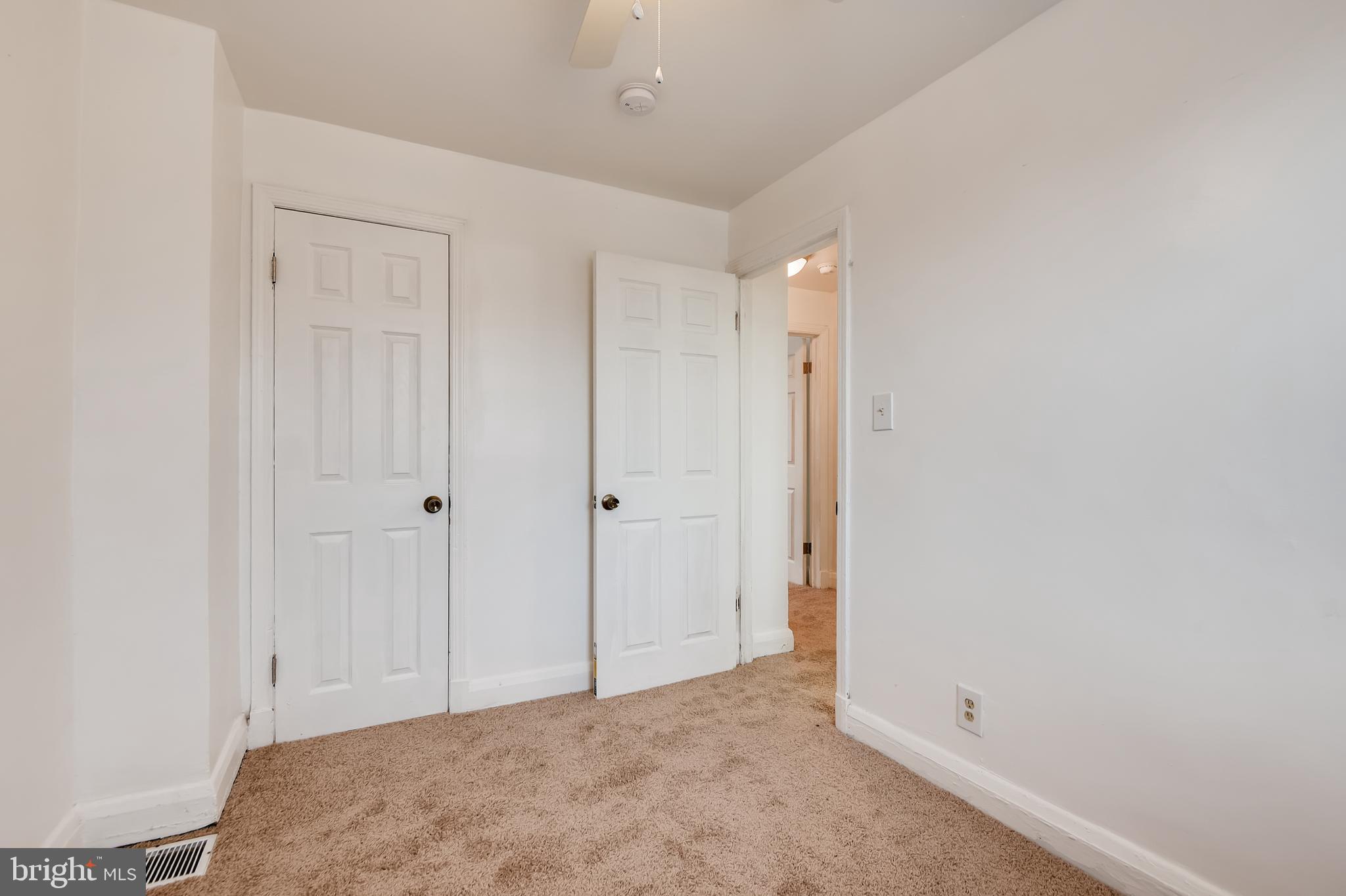 2749 Round Road Baltimore, MD 21225 - Photo 12 of 15