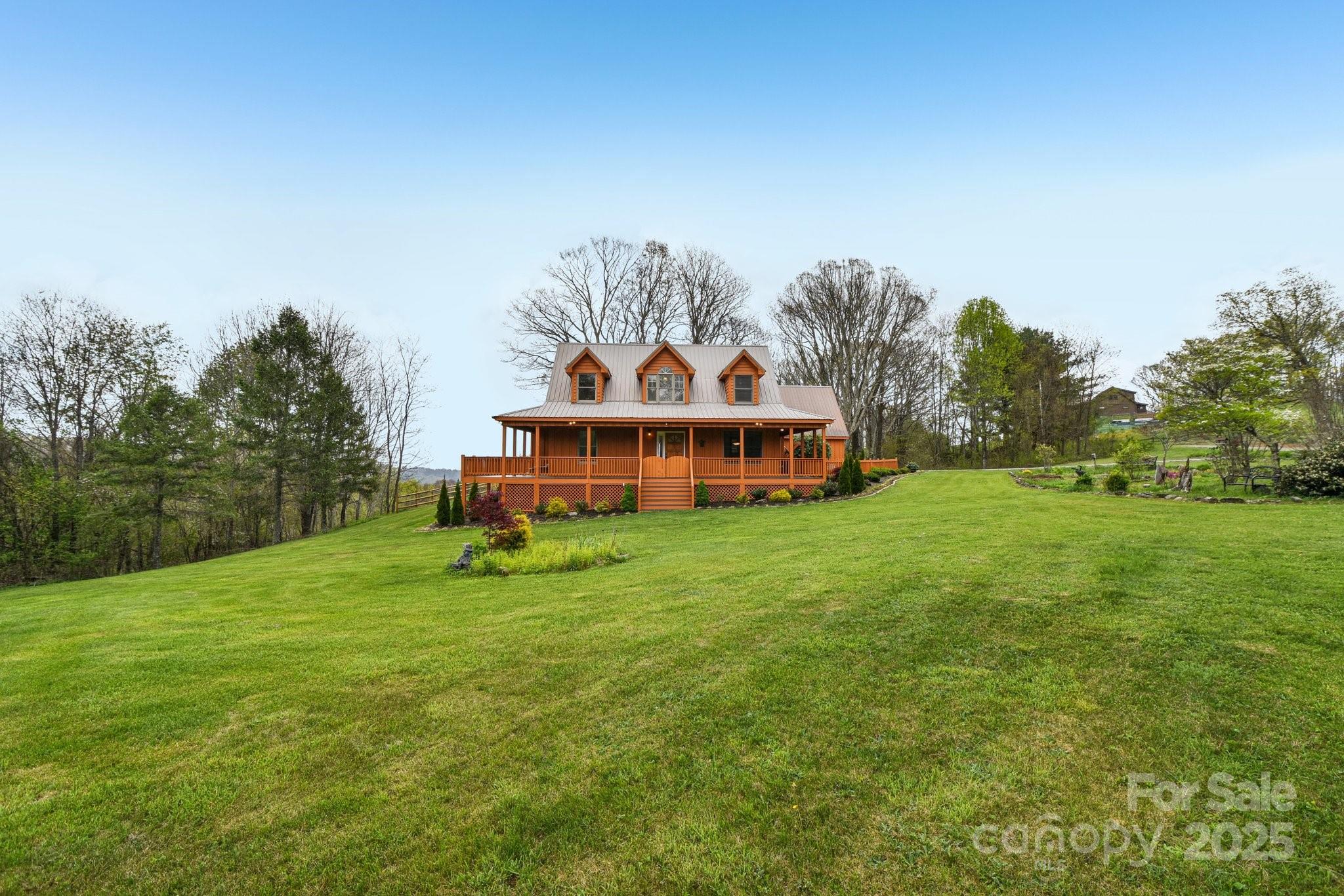 531 Pioneer Ridge Road Canton, NC 28716 - Photo 34 of 39