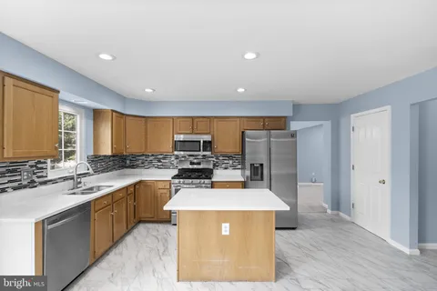 $749,900 | 14000 Steed Court, Germantown, MD 20874