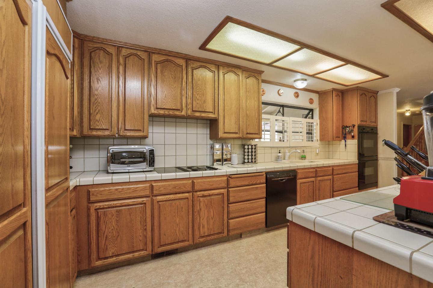 1103 Old Stage Road Salinas, CA 93908 - Photo 9 of 100 Gallery Image 9