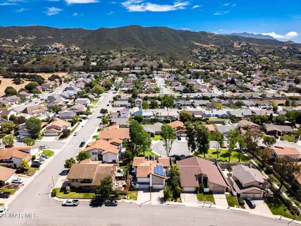 $879,000 | 1796 Tipperary Lane, Newbury Park, CA 91320