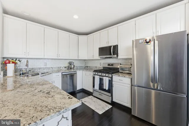 $3,250 | 24612 Nettle Mill Square, Aldie, VA 20105