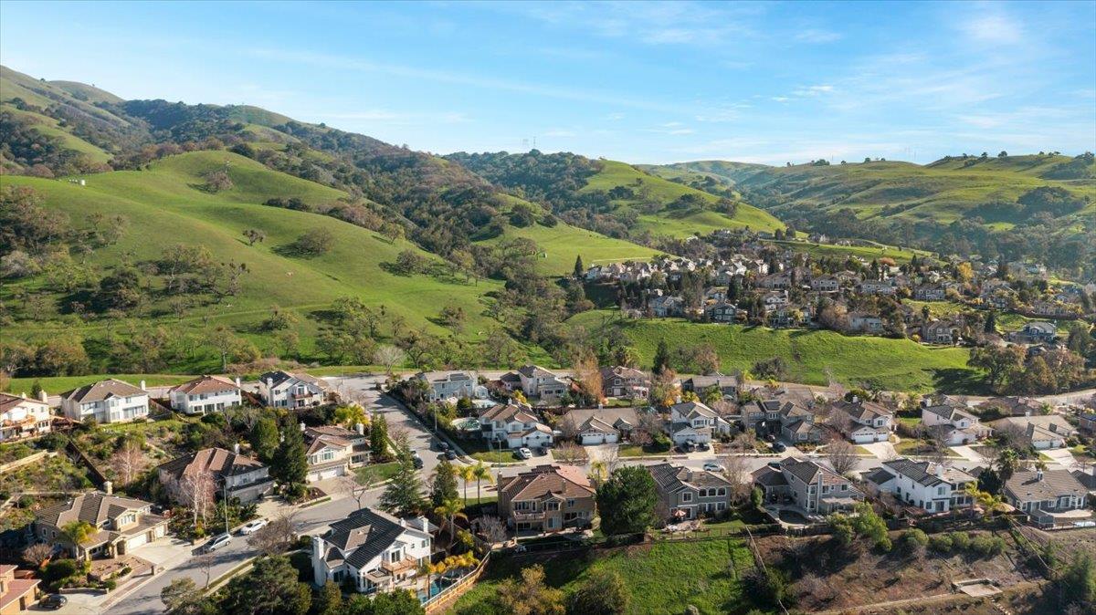 6315 Skywalker Drive San Jose, CA 95135 - Photo 32 of 34 an aerial view of a house with a yard