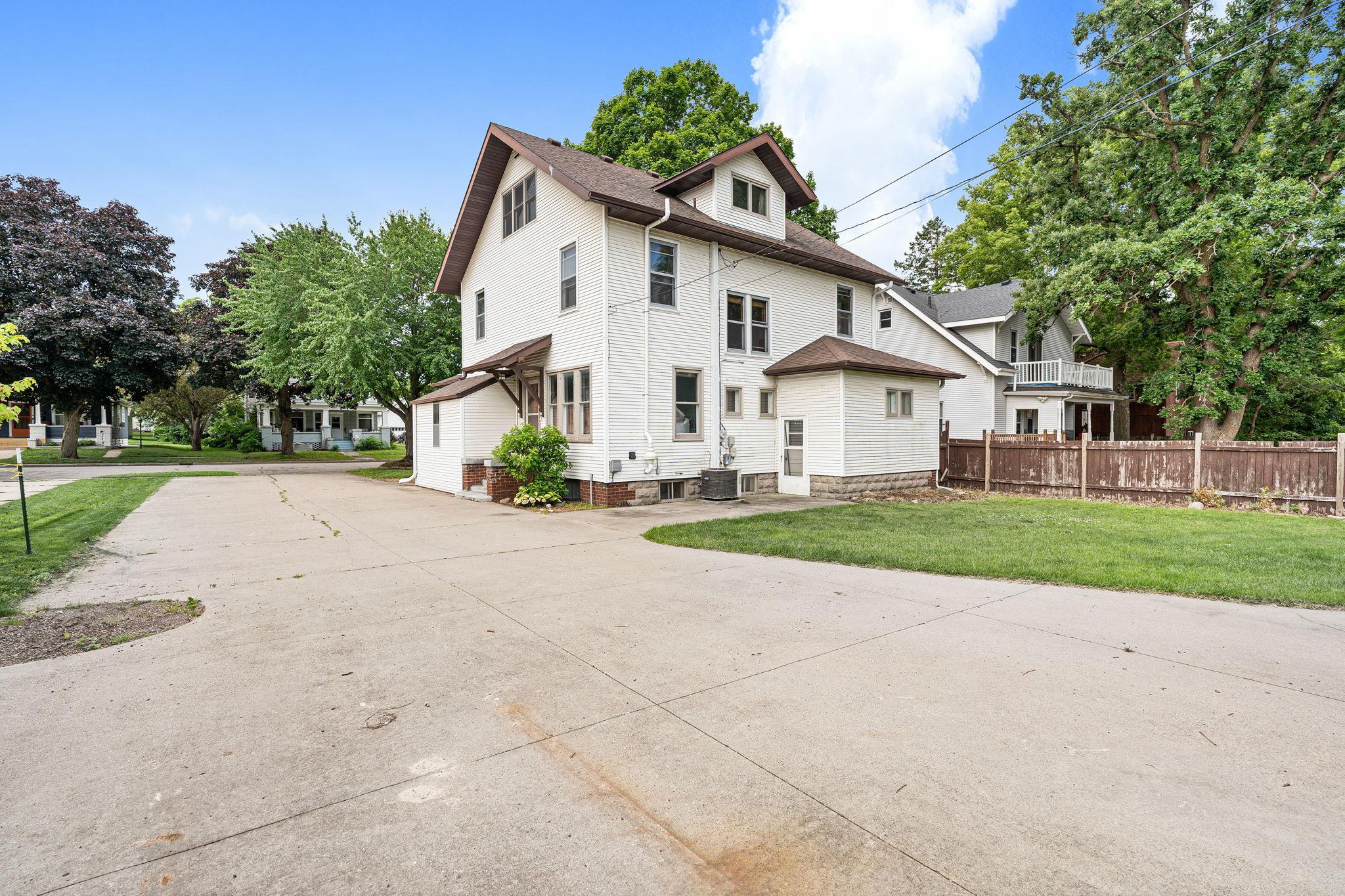 122 East Rice Street Owatonna, MN 55060 - Photo 40 of 44