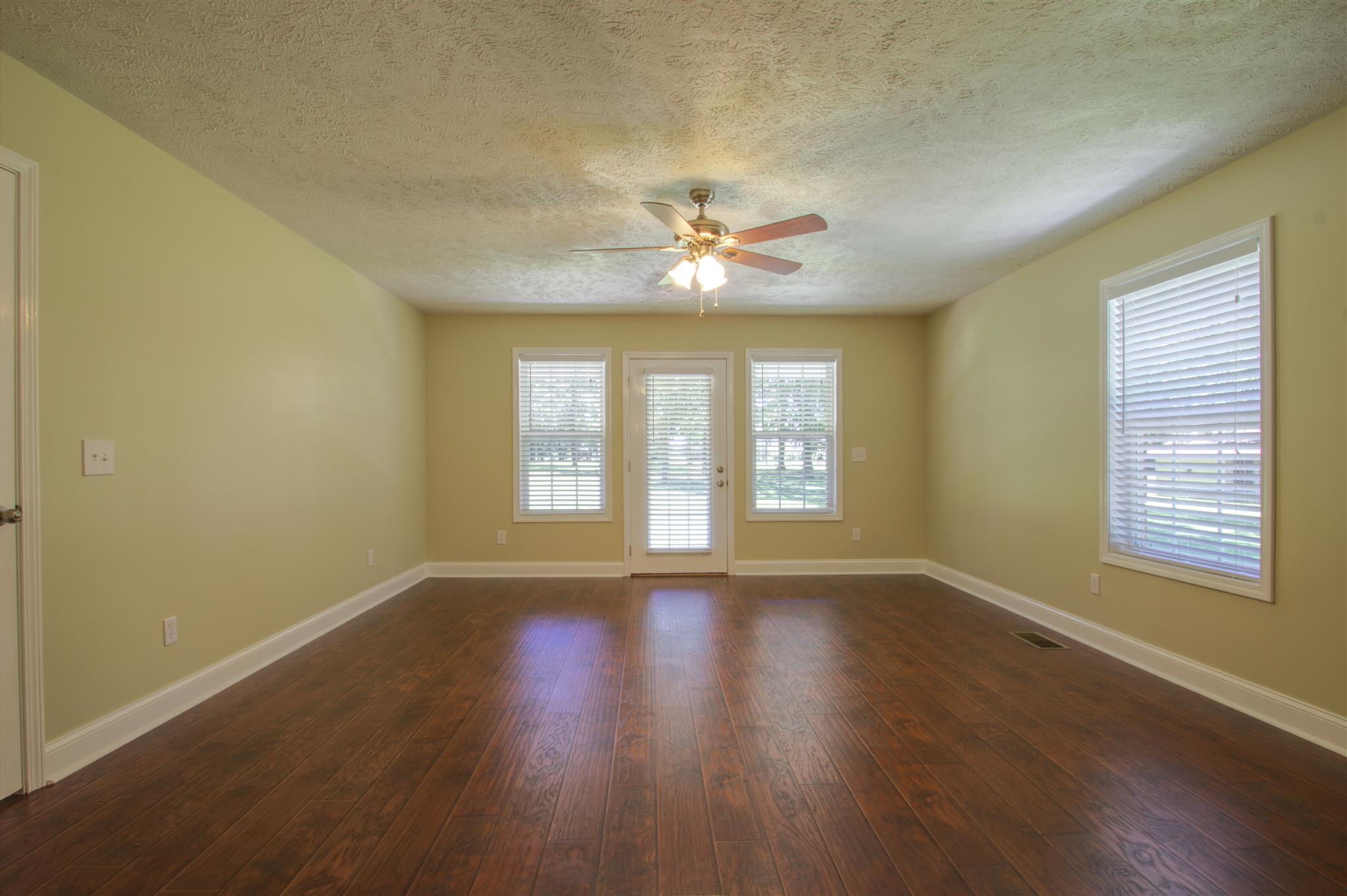 5401 Rooker Road Smyrna, TN 37167 - Photo 9 of 23 Gallery Image 9