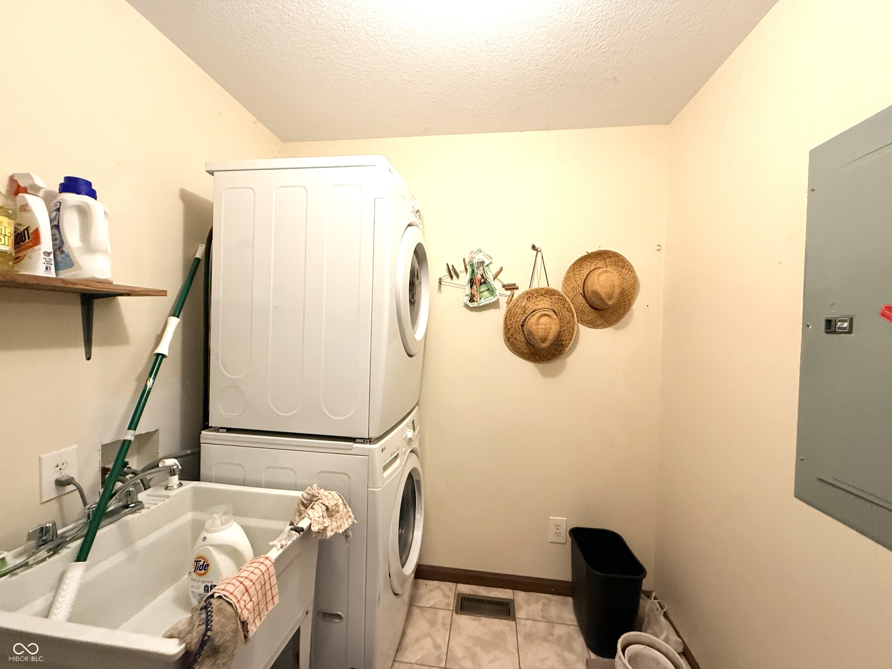 2545 East Overcoat Road Crawfordsville, IN 47933 - Photo 23 of 58