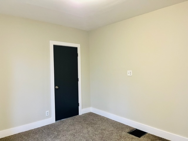 238 Lucas Street Sycamore, IL 60178 - Photo 15 of 28 a view of an empty room