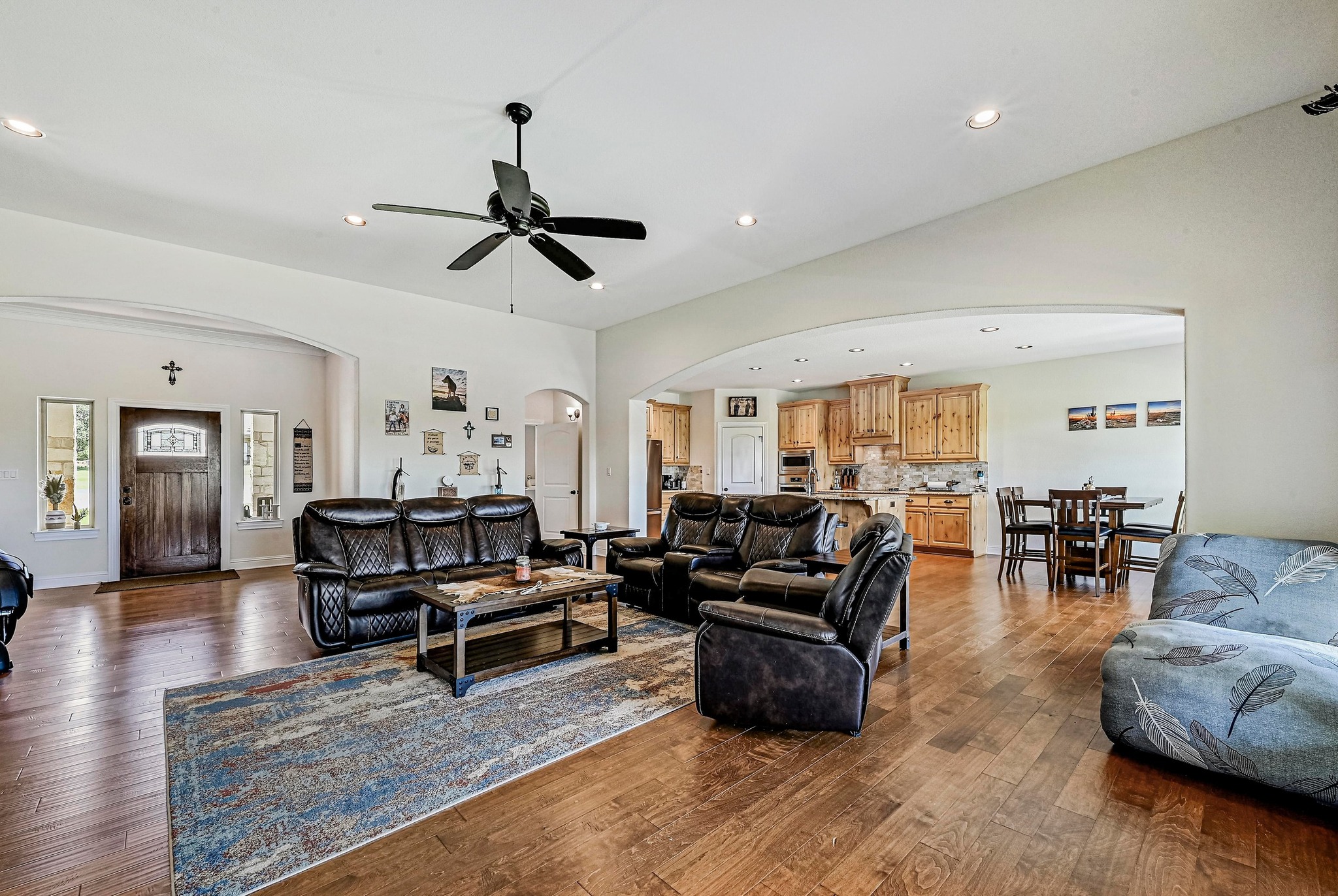 312 First Down Dash Burnet, TX 78611 - Photo 4 of 39 a living room with furniture