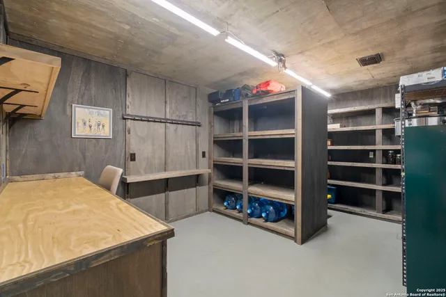 $1,685,000 | 312 Cielo Springs Drive, Blanco, TX 78606