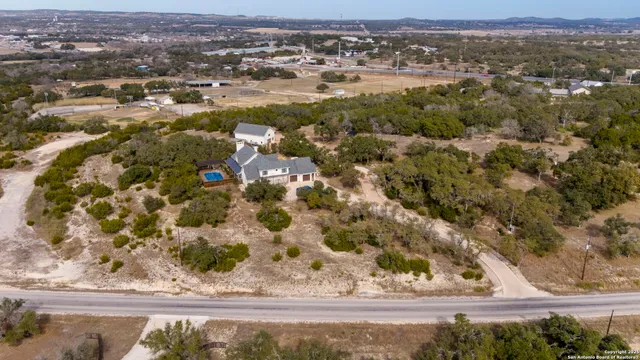 $1,685,000 | 312 Cielo Springs Drive, Blanco, TX 78606
