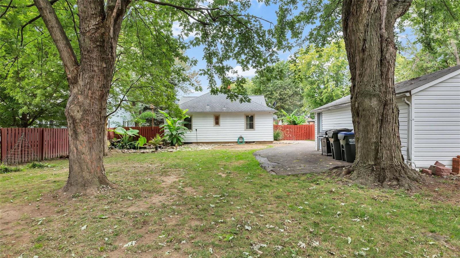 432 North Library Street Waterloo, IL 62298 - Photo 2 of 37
