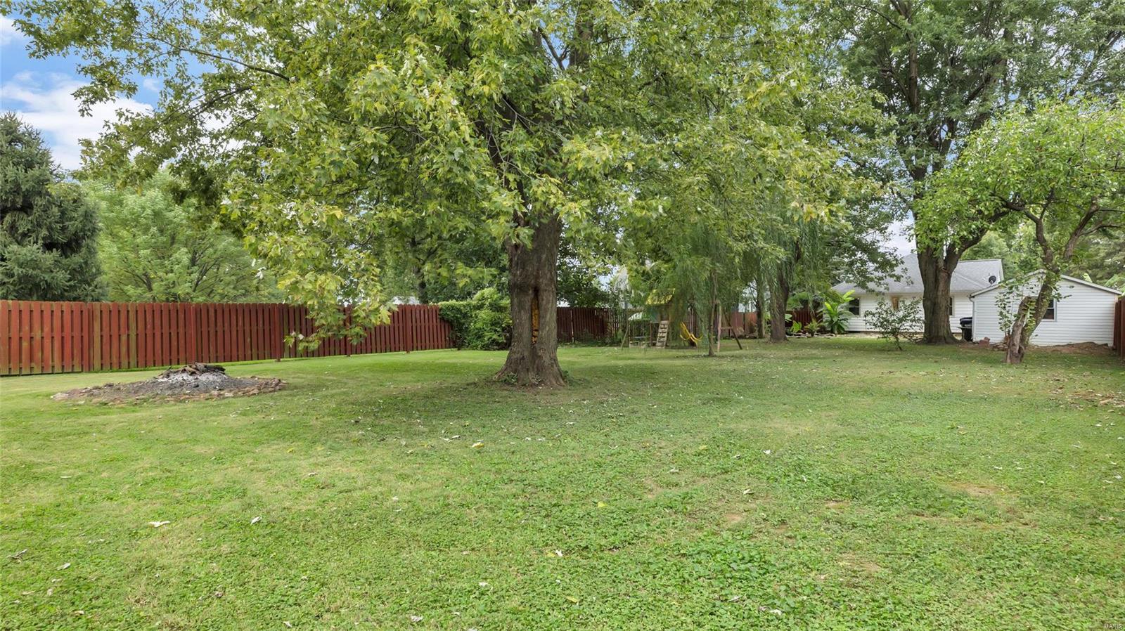432 North Library Street Waterloo, IL 62298 - Photo 32 of 37