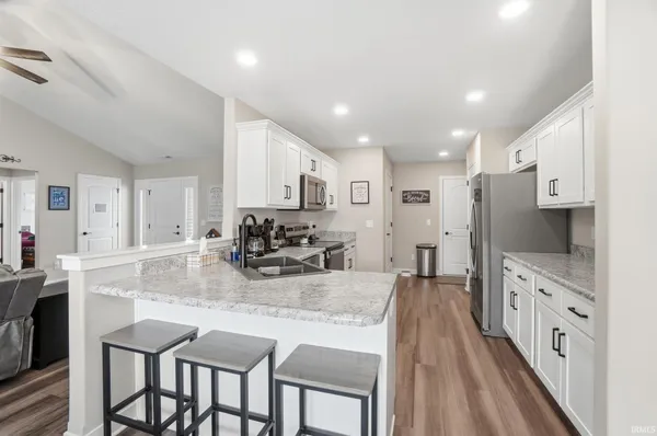 $329,900 | 2313 Chandler Way, Auburn, IN 46706