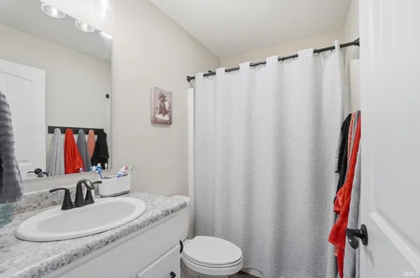 $329,900 | 2313 Chandler Way, Auburn, IN 46706