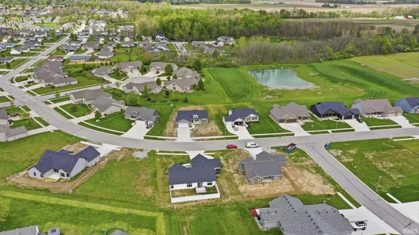 $329,900 | 2313 Chandler Way, Auburn, IN 46706