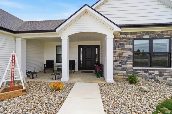 $329,900 | 2313 Chandler Way, Auburn, IN 46706