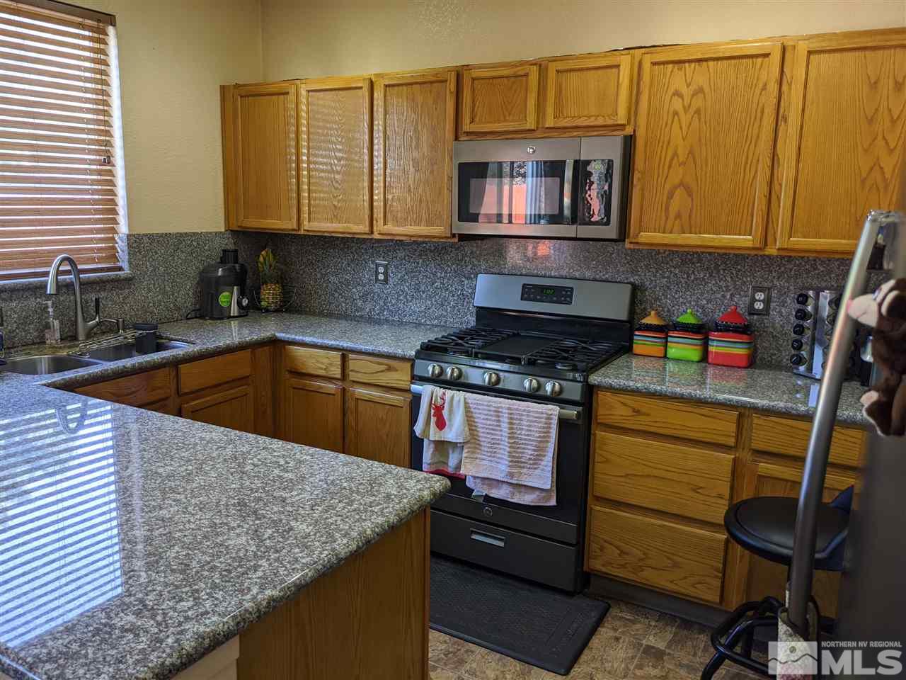 4085 Laurel Park Way Reno, NV 89502 - Photo 7 of 18 Photo 7