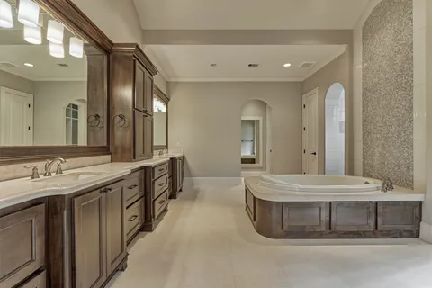 $1,595,000 | 25 Post Shadow Estate Drive, Spring, TX 77389