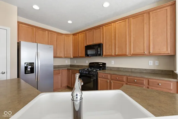 $315,000 | 15921 Marsala Drive, Fishers, IN 46037