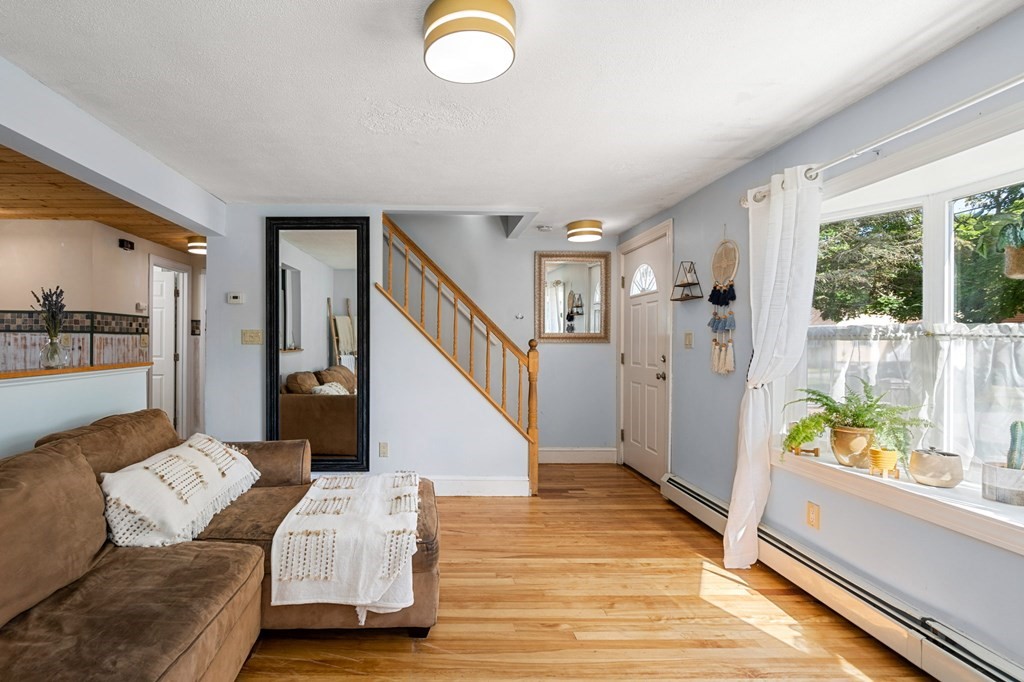 33 MacArthur Circle Peabody, MA 01960 - Photo 11 of 37