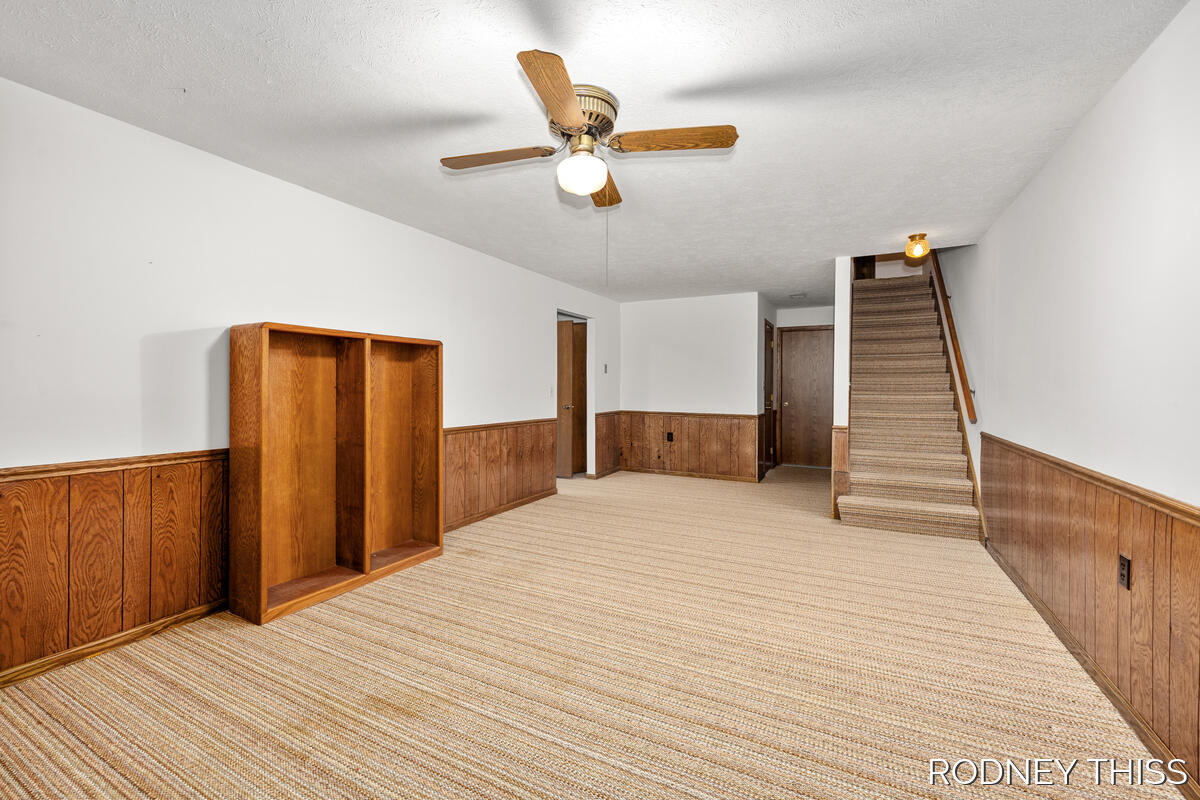 1908 Elizabeth Lane Jenison, MI 49428 - Photo 13 of 20 1908-Elizabeth_013