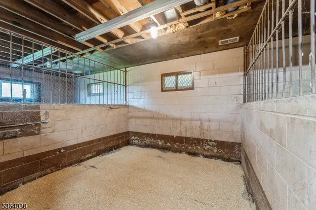 $600,000 | 10 Pidgeon Hill Road, Wantage, NJ 07461