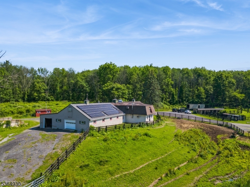 10 Pidgeon Hill Road Wantage, NJ 07461 - Photo 6 of 45 a view of a house with pool